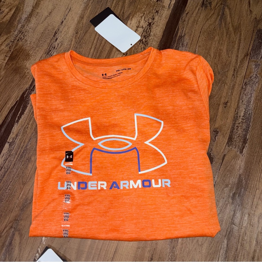 Girls’ Youth XL Under Armour lot tank top, tshirt & shorts NWT - Picture 2 of 10